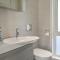 4 Bedroom Cozy Home In Fitjar