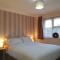 Ideally located contemporary 3 bed spacious house