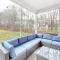 Bishops Landing --- 38480 Carroll Dr