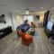 NEW The Drover by USAO - King Bed - SmartTV - Quiet Street!