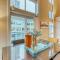 Belltown Court Sunset Suite
