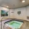 Belltown Court Sunset Suite