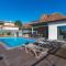 Afa proche Ajaccio, magnifique villa avec piscine privée 8 personnes