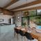 Knysna Lagoon Views in Style with Solar Backup