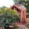 Tam Coc Mountain Lake Homestay