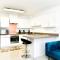 Pass the Keys Sleek 1 Bed Apartment w Parking - Cardiff