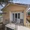 Holiday House Rasopasno