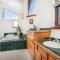 4551 Streamside Cir WEST HOUSE