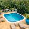 Blue Roatan Resort