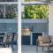 Newly Renovated Queen Bee Villa, with Private Pool & Ping-Pong table