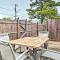 Walk to Beach Bright and Cozy Cape Cod Studio! - ميناء دينيس