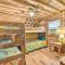 Blairsville Cabin with Fire Pit, 7 Mi to Dtwn! - 布莱尔斯维尔