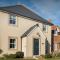East Bay Cottage - Part of the The Bay Filey Holiday Village with pool, gym and direct beach access, pub, restaurant, tennis and meadows walks