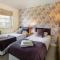 East Bay Cottage - Part of the The Bay Filey Holiday Village with pool, gym and direct beach access, pub, restaurant, tennis and meadows walks