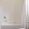 The Secret Mountain Retreat w/ Views + Yard + BBQ - وودلاند بارك