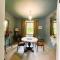 Reidochie Stables luxury haven overlooking garden
