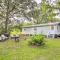 Cozy OBrien Home with Fire Pit and Patio Near Rivers!