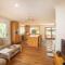 Palm Beach House - sleeps 10 - spacious - Point Lookout