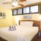 Papakea K303 2bed/2bath stunning ocean & pool views