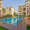 Amazing Pool View Candolim Goa 2BHK Apartment - Candolim