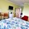 Mollymook Ocean View Motel Rewards Longer Stays -over 18s Only - Mollymook