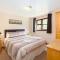 OAK 2 Bedroom Lodge