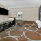 Super 8 by Wyndham Moss Point
