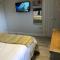 Thistledown Lodge! 5 minutes from beach! Free cancellation!