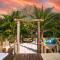 Heated pool in a Precious House close to Zoo Parks and Arts