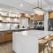 Chalet Monashee - Brand New High-End Property with Amazing Views - منتجع التزلج الأبيض الكبير