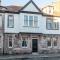 Iona 10 Palace Street East