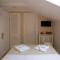 Hotel Les Jardins Carol