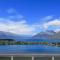 Spectacular Panoramic 5Bedroom Lakeview