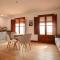 La Plaza Hostal