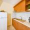 Apartments Elvir Vrsi