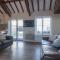 The Old Stables - 3 Bedroom Cottage - Angle