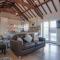 The Old Stables - 3 Bedroom Cottage - Angle