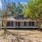 Charming 1900s Farmhouse with Hay Meadow View - Nacogdoches