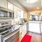 Cozy Pointe Royale Condo about 4 Mi to Table Rock Lake