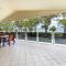 Magical holiday home - Welsby Pde, Bongaree