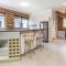 Magical holiday home - Welsby Pde, Bongaree