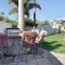 Hot Tub . Near Freeway . Quick 2 Theme Parks/Beach - Huntington Beach