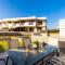 TwinStars Superior Apartment