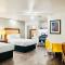 Oceanside Inn & Suites, a Days Inn by Wyndham - Fort Bragg