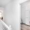 4 bedroom House Free Parking Contractors Haven
