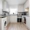 4 bedroom House Free Parking Contractors Haven