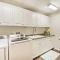 Walk to Lake Stunning Central Florida Home!