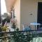 MeadowView Spacious renovated ground floor studio