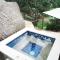 Mangoo Glamping