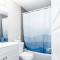 Modern & Stylish 1-Bedroom Unit